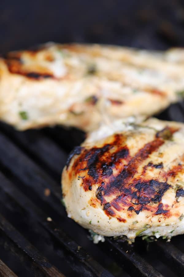 Grilling Lime Cilantro chicken breast so tender and juicy! best cilantro lime chicken marinade recipe, grilled chicken cilantro. 