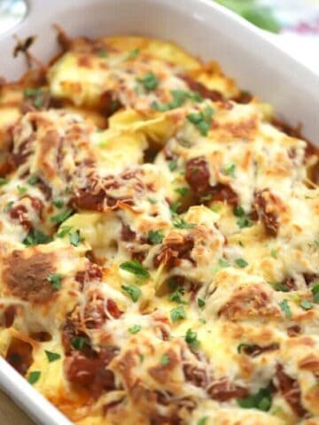 4 cheese stuffed past shells are perfect as a freezer meal or for a busy weekday dinner.