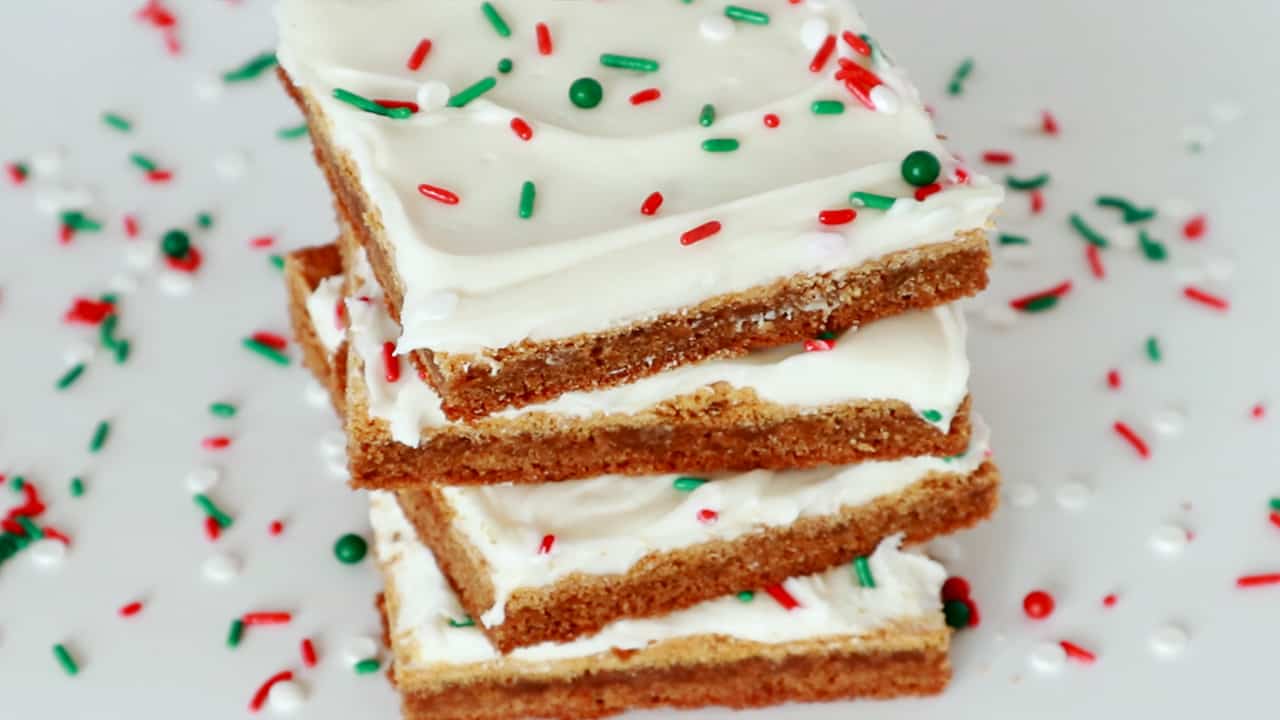 gingerbread cookie bars with Christmas sprinkles, gingerbread  bar.