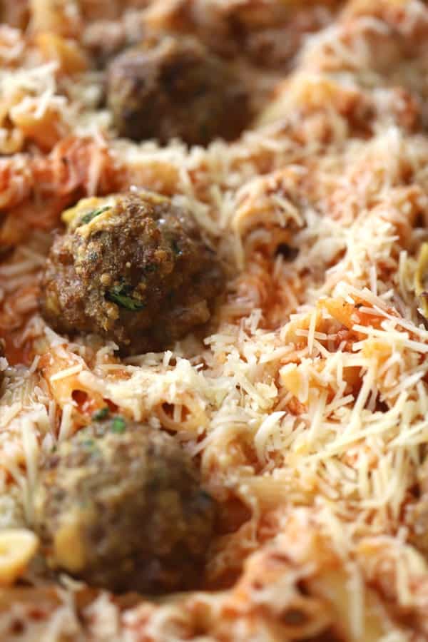 Baked penne pasta with meatballs, an easy penne meatball bake.