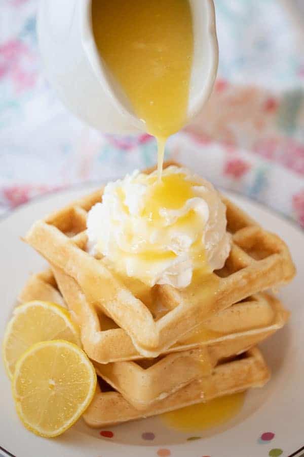This lemon syrup recipe is naturally flavored with fresh lemon juice and lemon zest.  It’s the perfect syrup recipe for pancakes, waffles, Fresh toast or ice cream.
