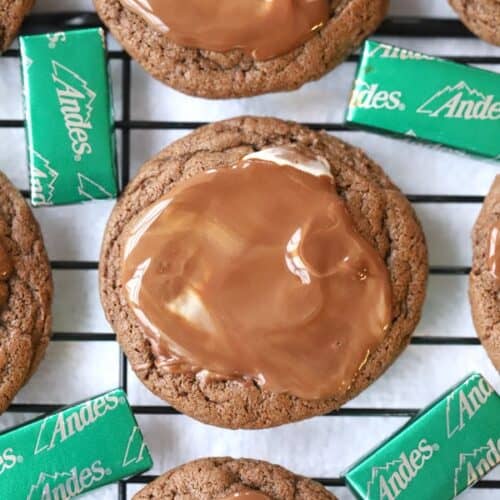 andes mint cookies on a cooling cookie rack