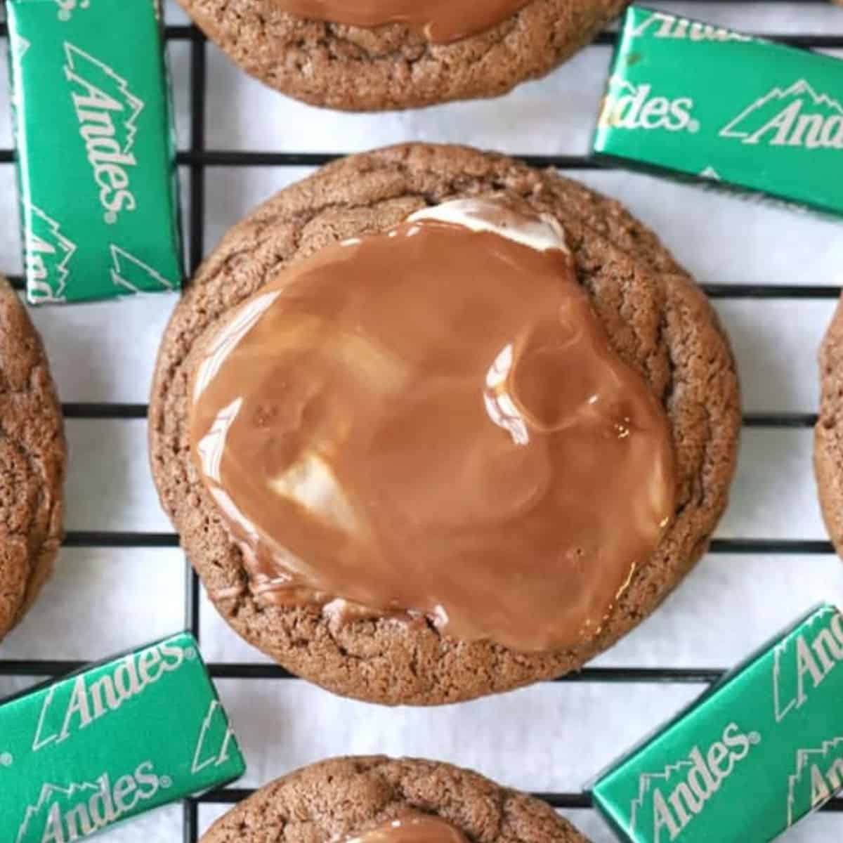 andes mint cookies on a cooling cookie rack