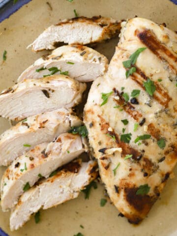 healthy garlic rosemary chicken