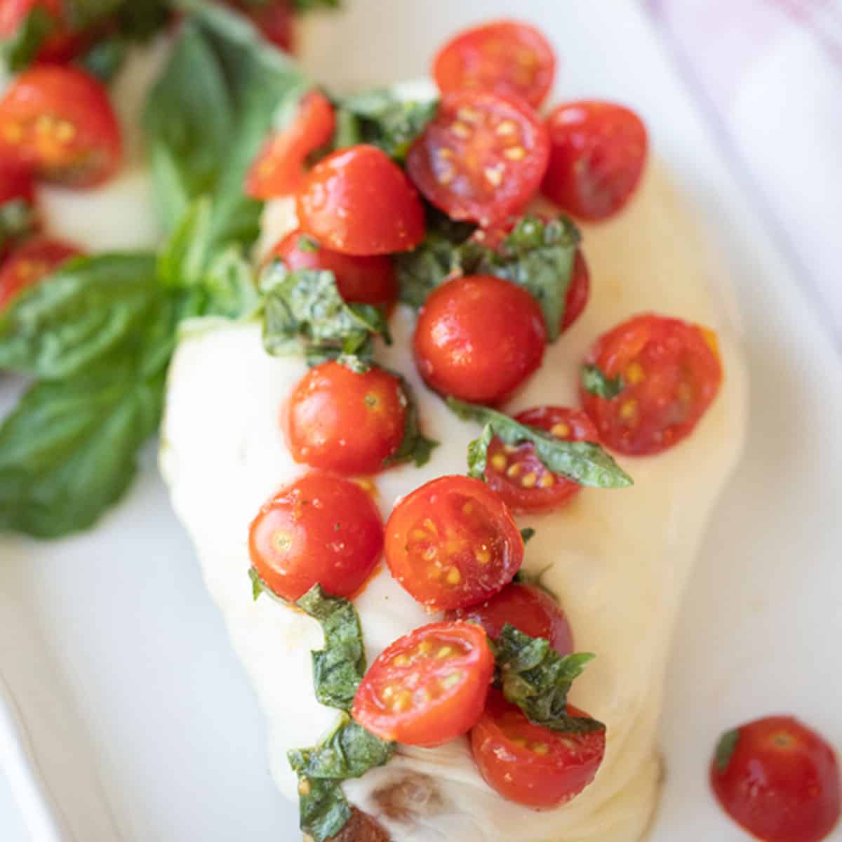 Easy and healthy caprese grilled chicken recipe