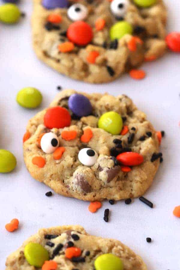 Halloween cookies, halloween cookies chocolate chip.