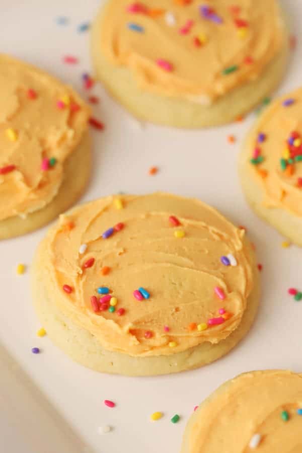 orange dreamsicle Cookies with sprinkles