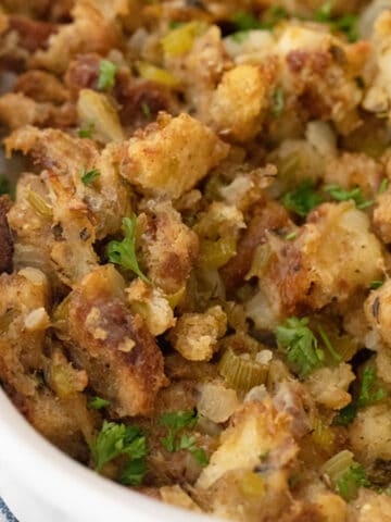 Thanksgiving stuffing recipe, stuffing recipe from scratch