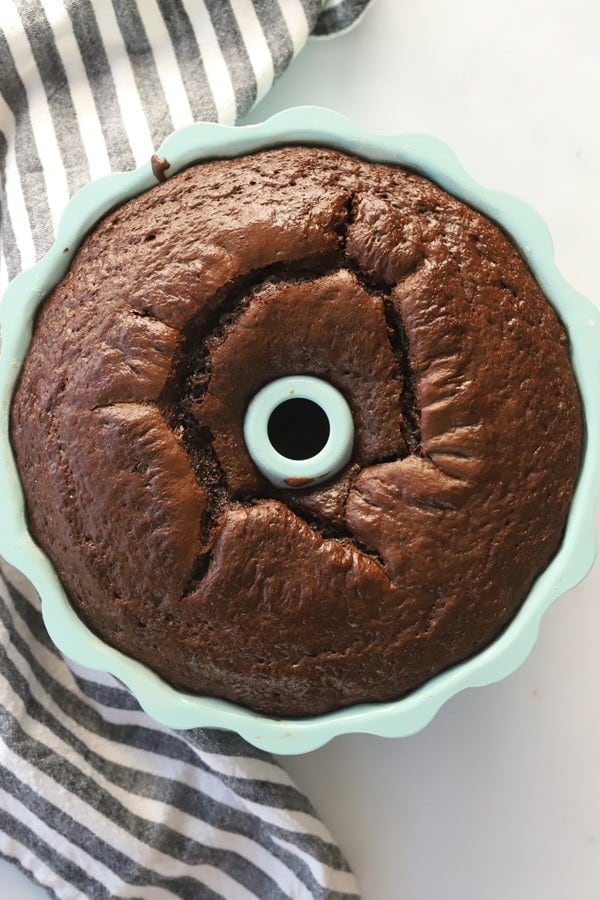 chocolate bundt cake in bundt pan