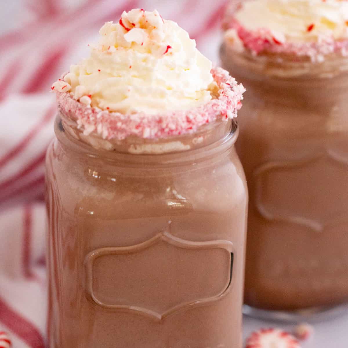 Nutella hot chocolate recipe in a mug, hot chocolate with nutella