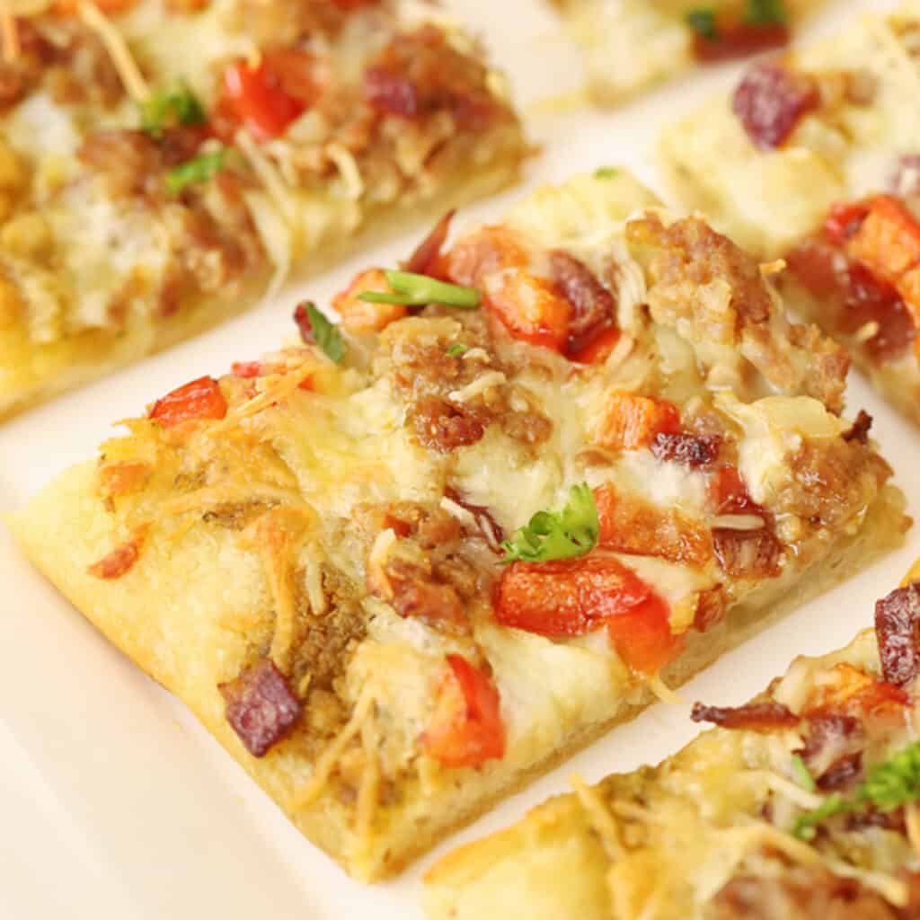 sausage flatbread pizza recipe, cheap easy appetizer