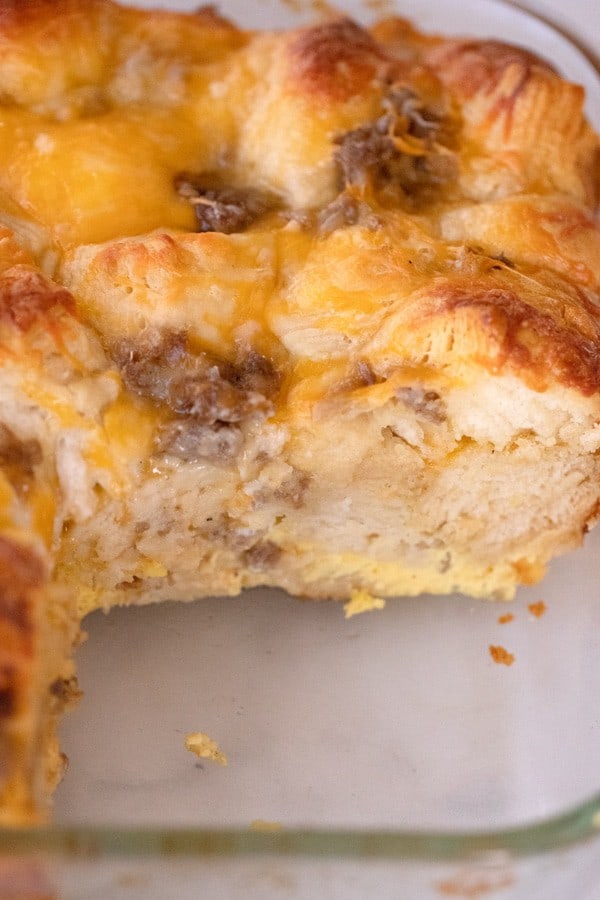 Easy Sausage Egg Biscuit Casserole Recipe - The Carefree Kitchen