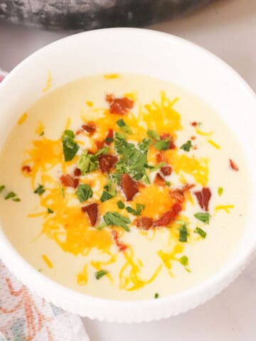 the best cauliflower soup recipe