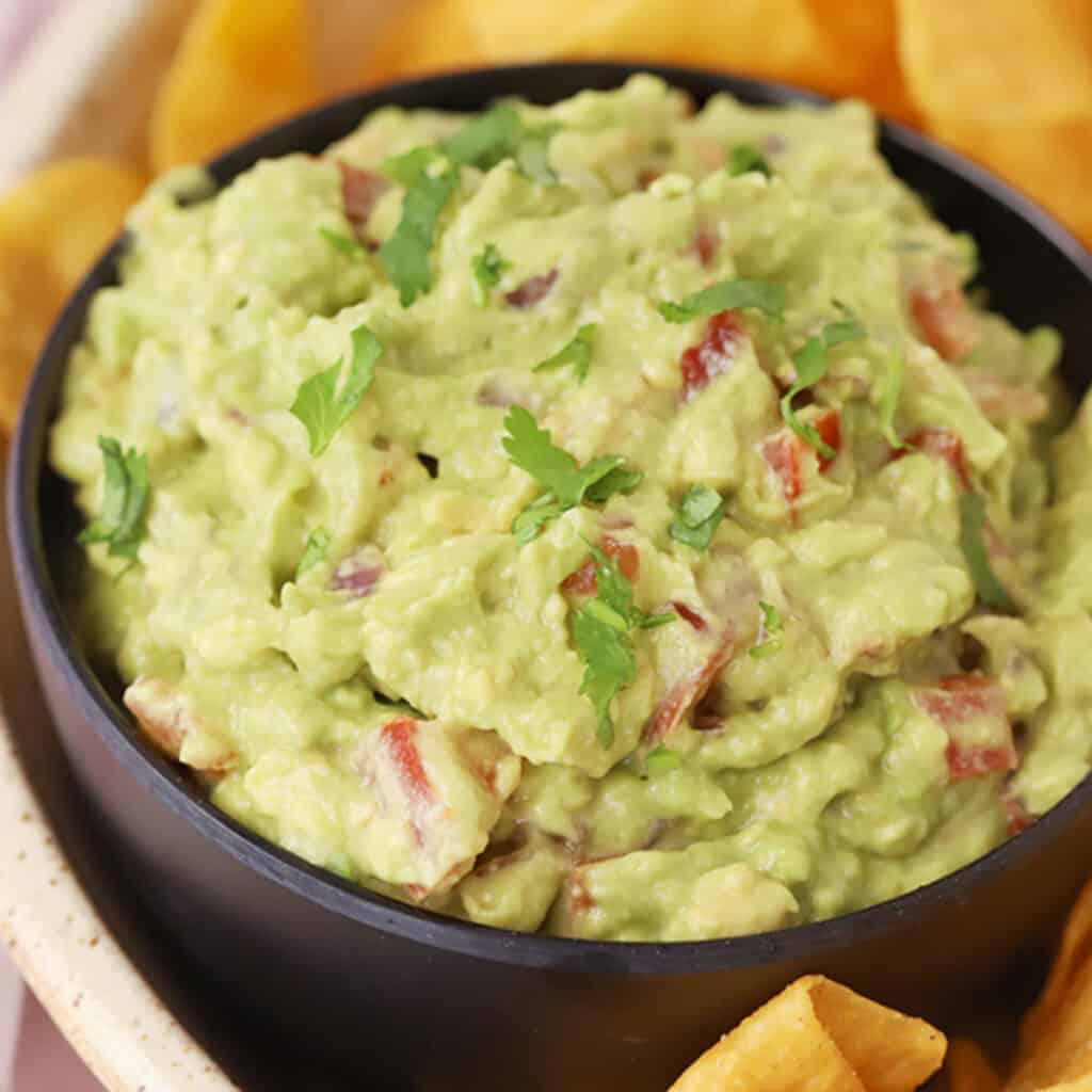 best guacamole recipe, homemade guacamole recipe, how to make guacamole, memorial day menu