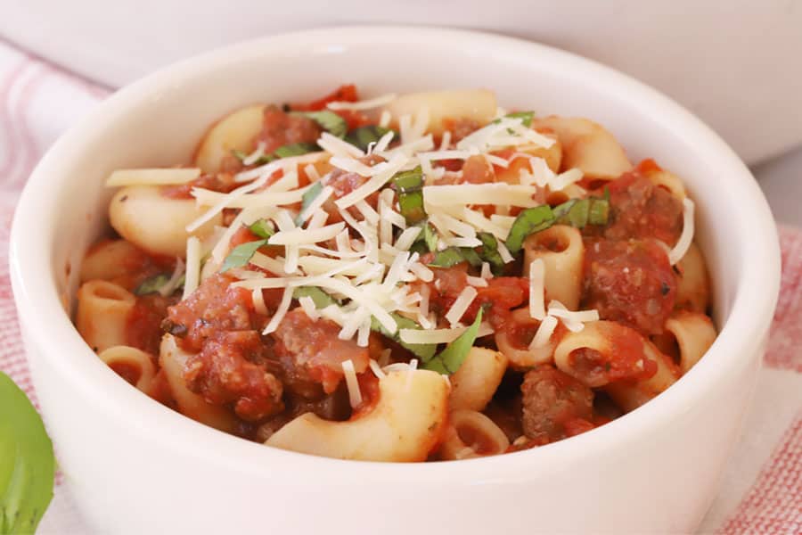 Best American goulash recipe, american chop suey recipes, old fashioned goulash. Recipe for old fashioned goulash.