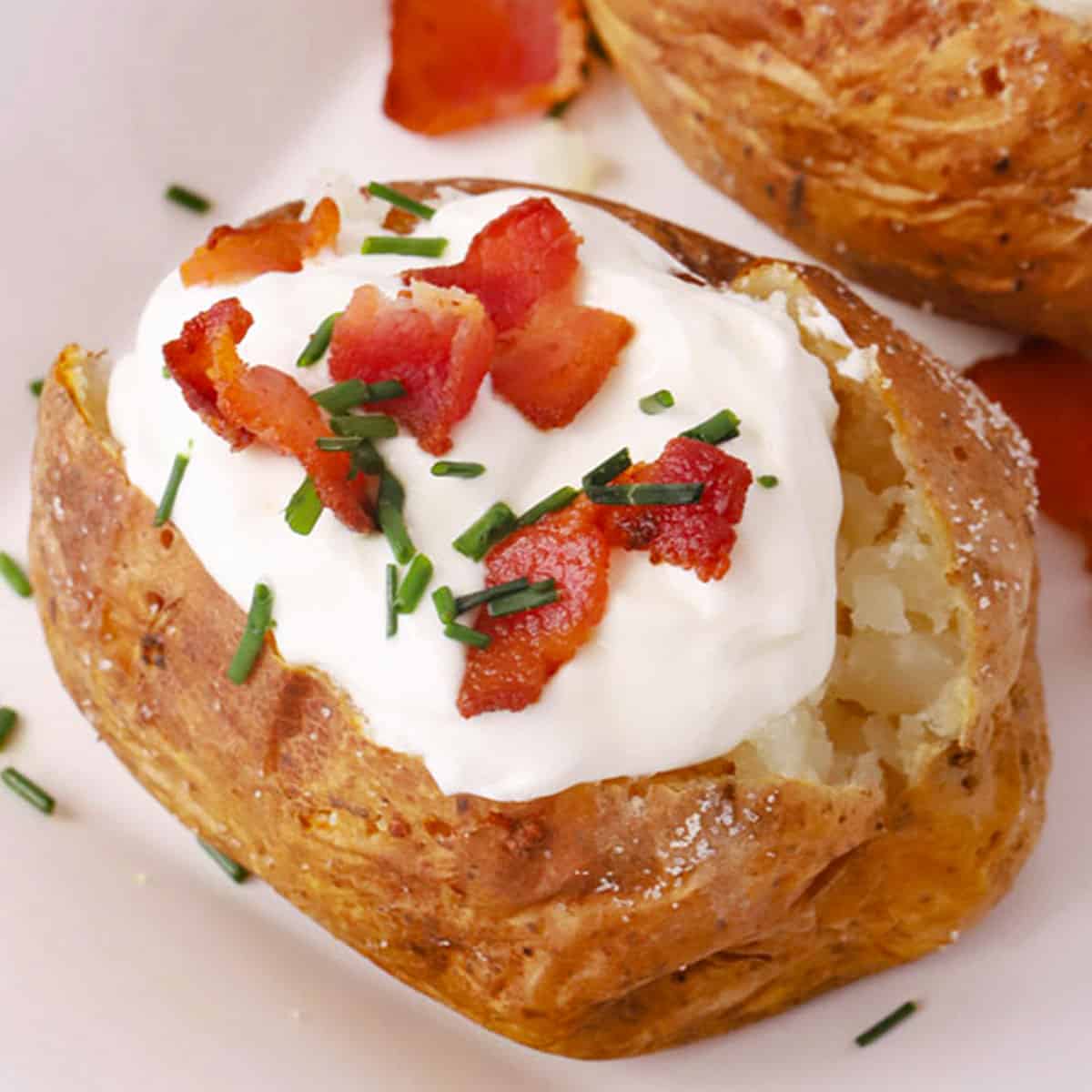 air fryer baked potatoes recipe with toppings, baked potato recipe air fryer.