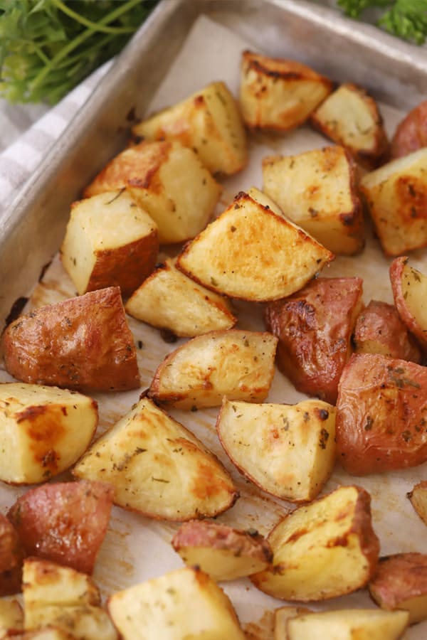 roasted red potatoes, an easy brunch side dish recipe. 