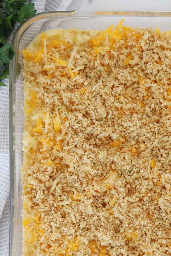 baked mac and cheese topped with a cracker crumb topping