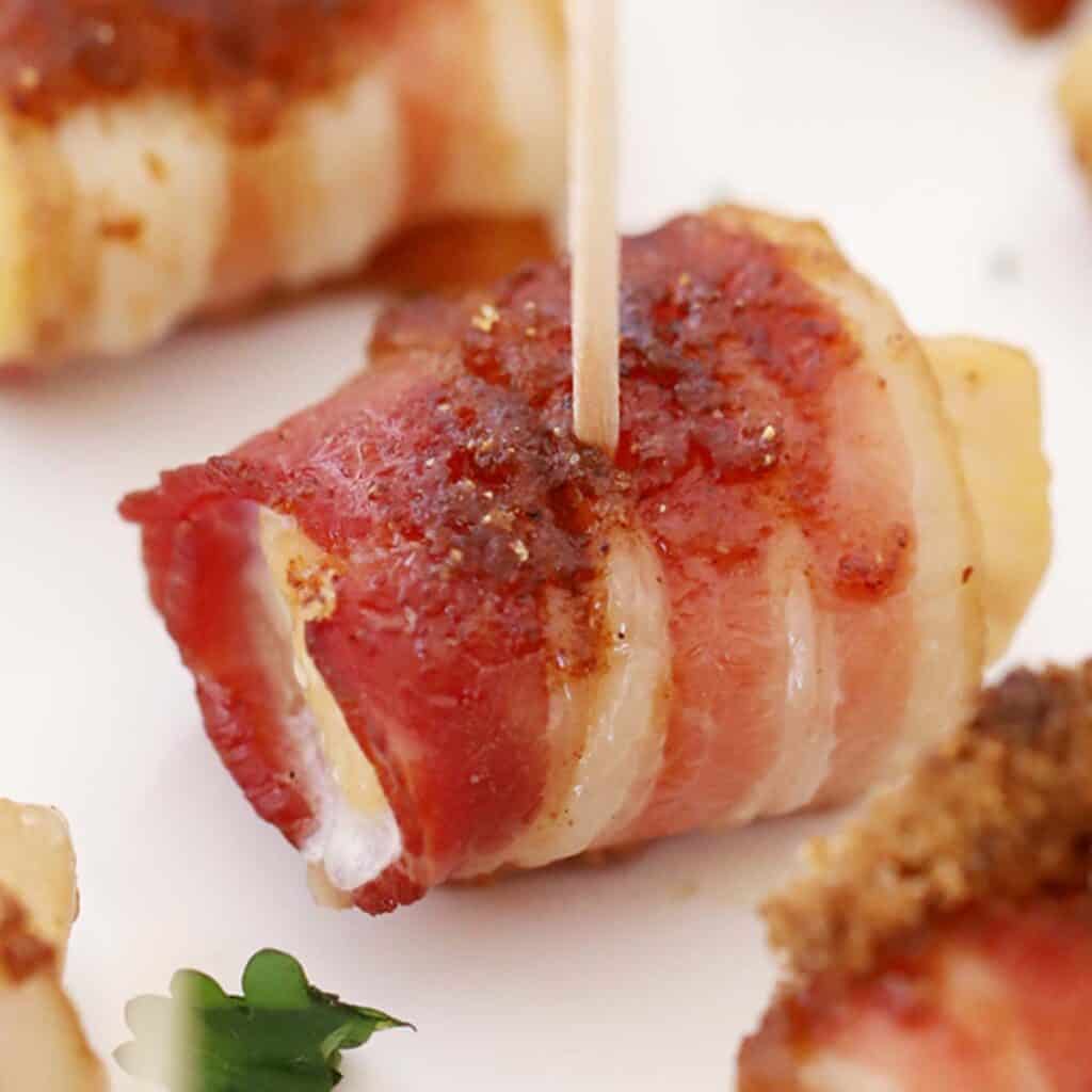 bacon wrapped chicken bites, easy game day appetizer recipe