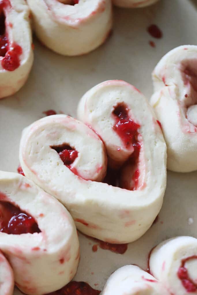 raspberry sweet roll unbaked