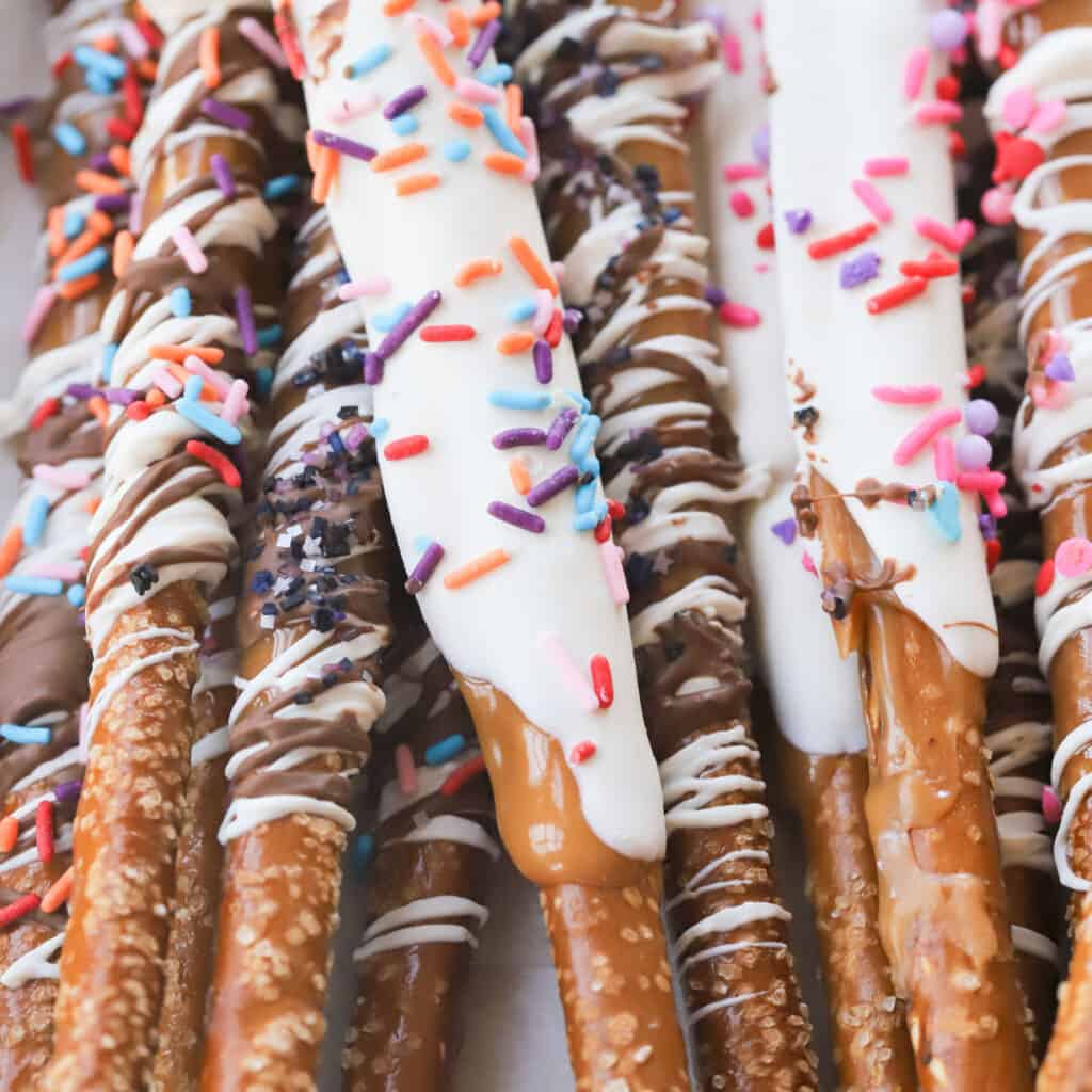 caramel dipped pretzel rods