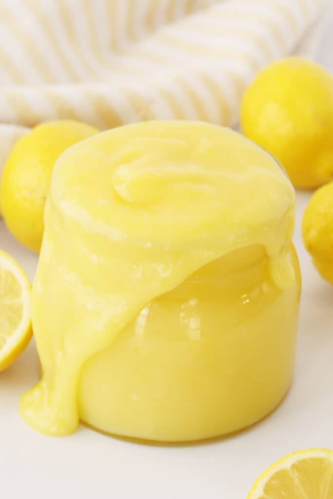 This lemon curd with egg yolks is a great cake filling or the perfect spread for crepes, waffles, pancakes, and more. An easy delicious lemon recipe.