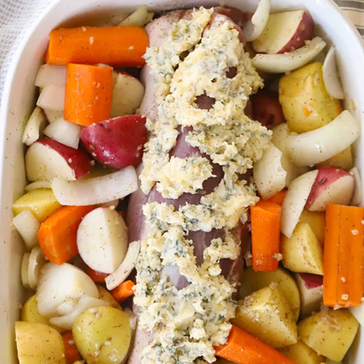 pork tenderloin roasted with vegetables