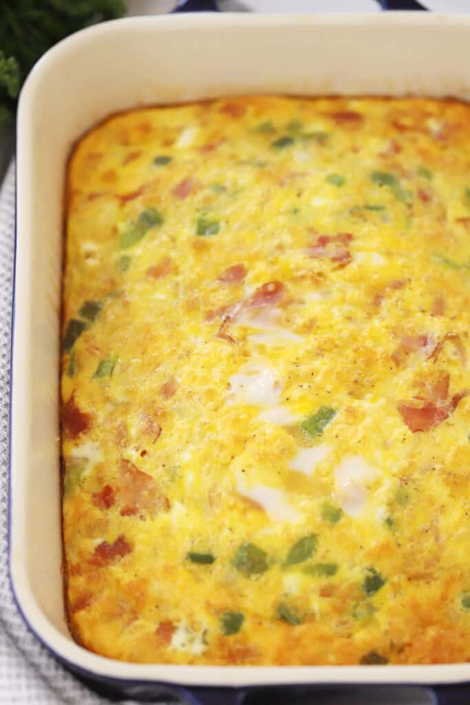 Easy denver omelette recipe, baked in a glass baking dish. It's an easy Western omelette recipe that's perfect for making ahead of time.