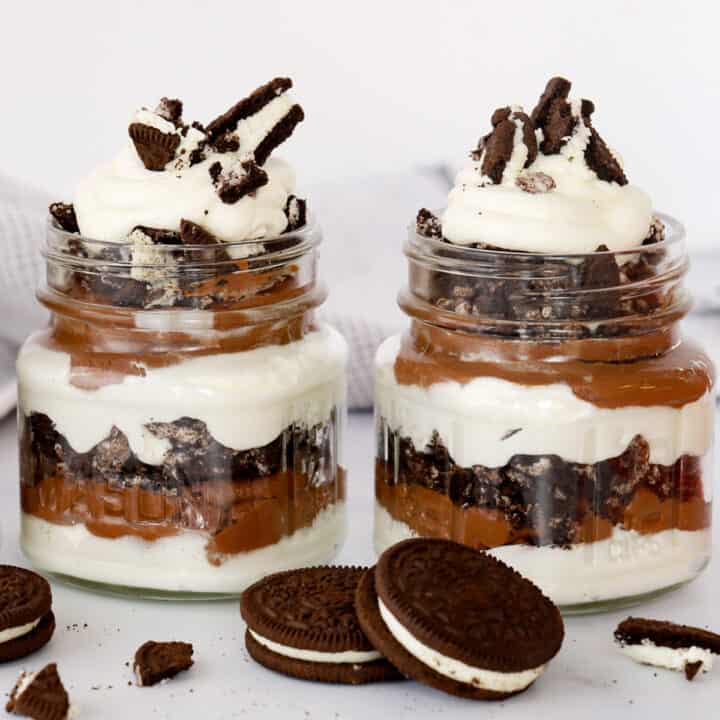 Chocolate Oreo Parfaits - The Carefree Kitchen