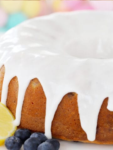 lemon blueberry bundt cake recipe with lemon glaze on top