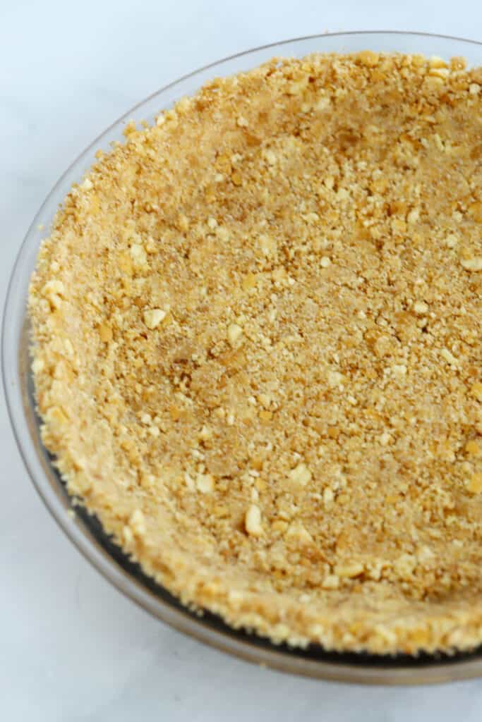how to make homemade nilla wafer pie crust, also a great vanilla wafer cheesecake crust.