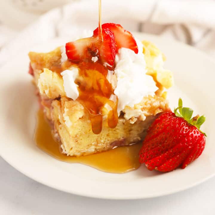 Strawberries French Toast Bake - The Carefree Kitchen