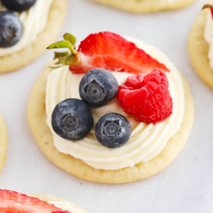 Easy Sugar Cookie Fruit Pizza The Carefree Kitchen