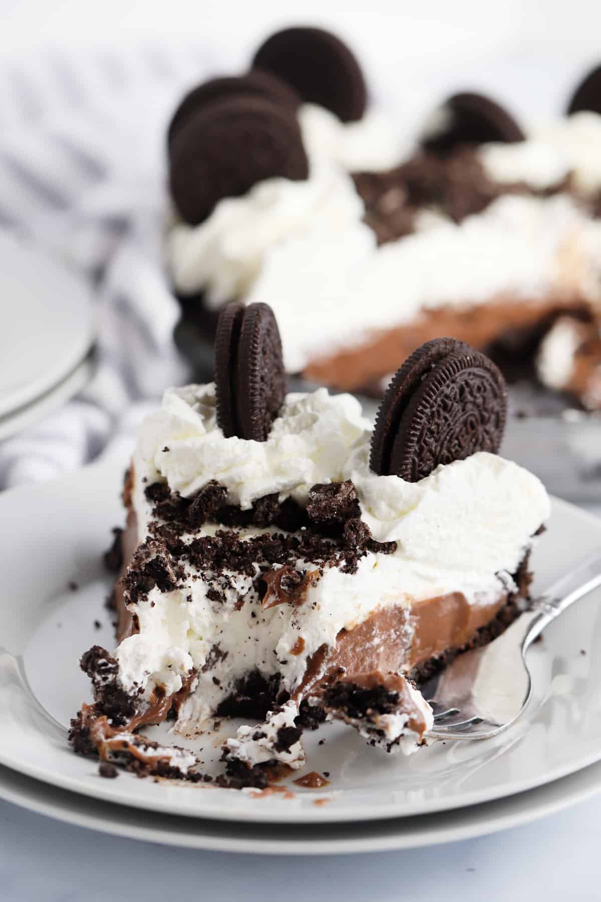 Oreo Pie Crust Recipe - The Carefree Kitchen