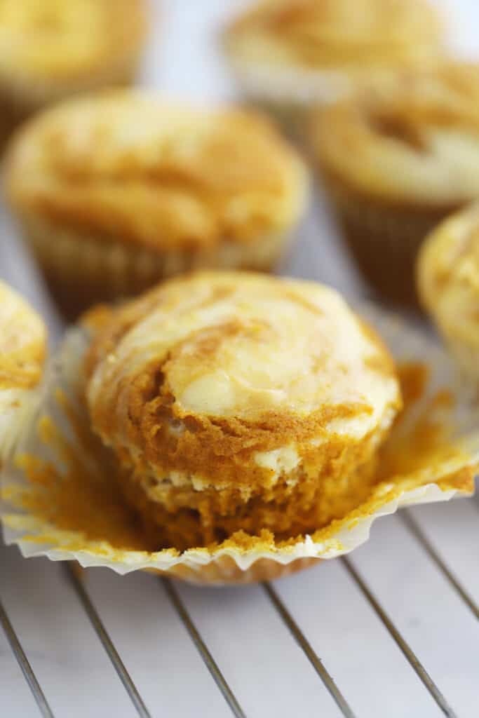 how to make pumpkin muffins with cheesecake swirl recipe. 