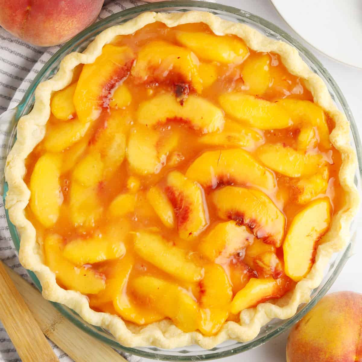 homemade fresh peach pie recipe, fresh peach pie filling.