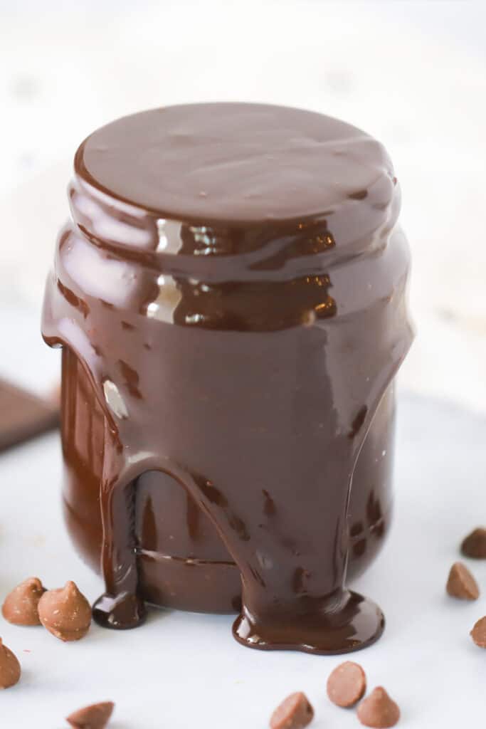 from scratch hot fudge sauce, hot fudge sauce recipe with cocoa. 