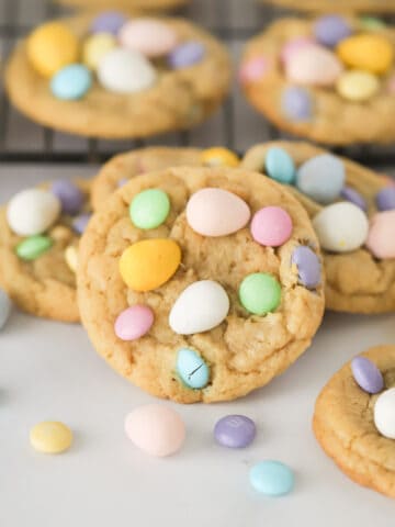 easy cadbury cookies with m and m's and cadbury eggs, mini egg easter eggs cookies, easter egg cookies.