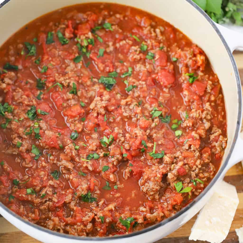 meat sauce pasta recipe, meat pasta sauce.