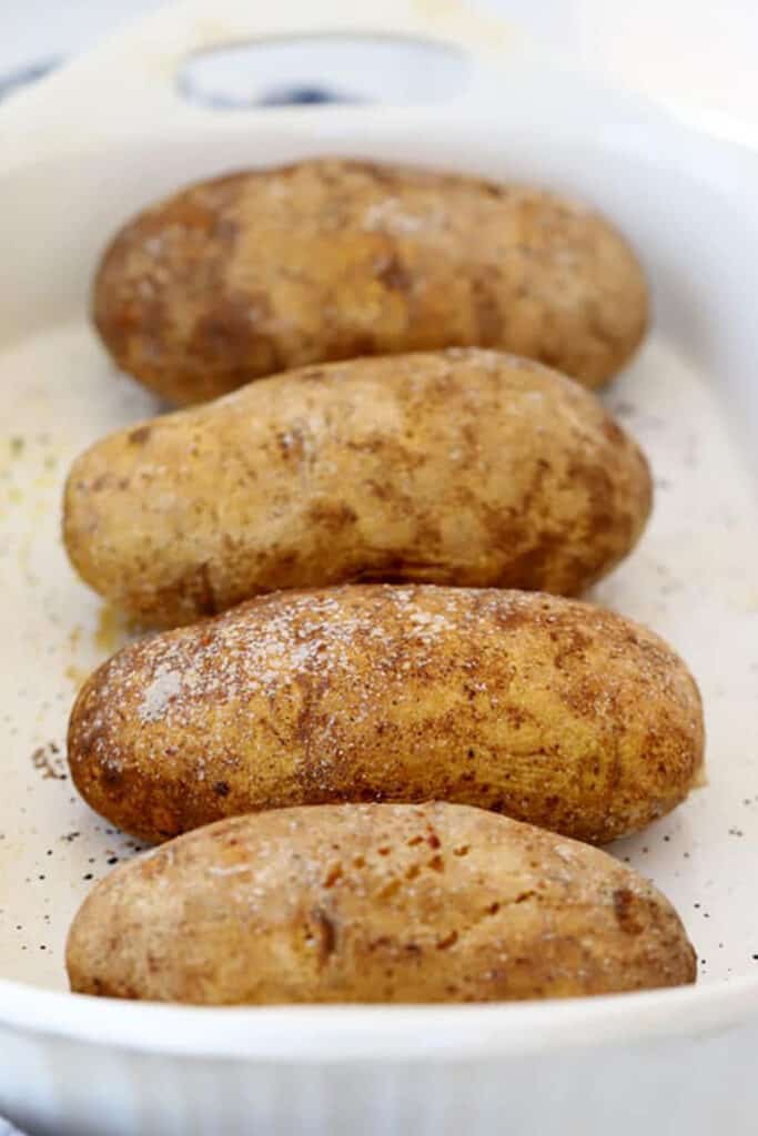 how to cook a baked potato recipe, best baked potato, crispy skin potatoes, cooking a baked potato. 