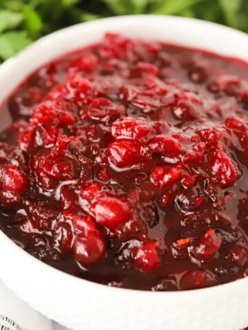 how to make homemade cranberry sauce recipe.
