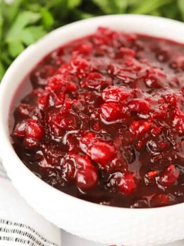 Homemade cranberry sauce recipe