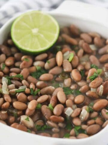 cooking pinto beans, how to make pinto beans, how to cook pinto beans.