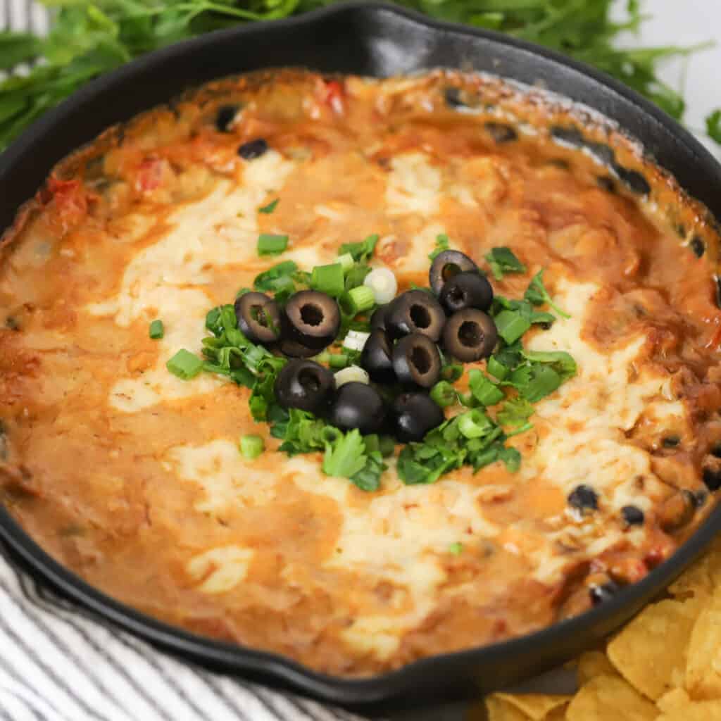 cowboy queso dip recipe, baked queso dip, taylor swift cooking.