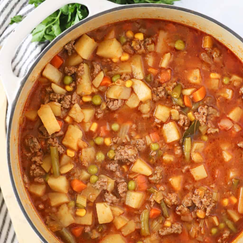 how to make the best Vegetable Beef Soup recipe, easy ground beef soup recipe. 