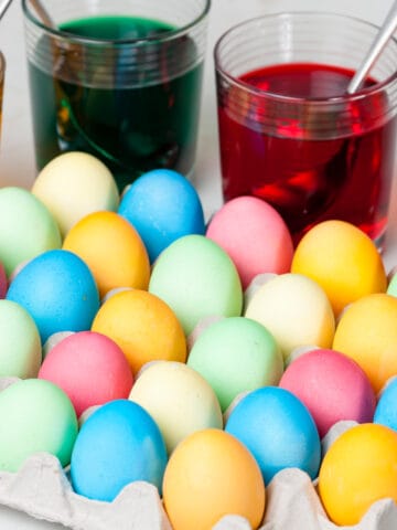 how to dye How to Dye Easter Eggs,