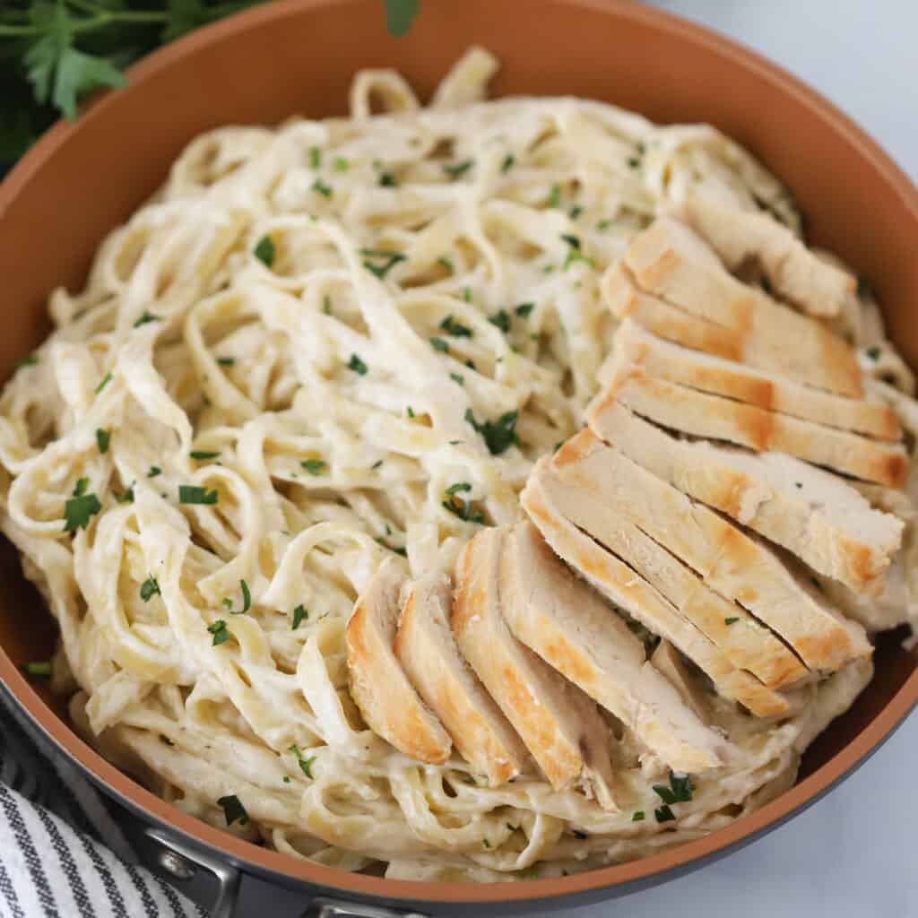 chicken fettuccini alfredo recipe, valentine meal ideas.