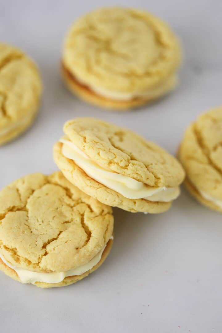 Lemon Oreo Cookies Recipe - The Carefree Kitchen