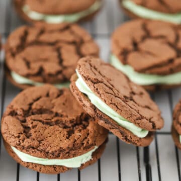 Mint chocolate oreos.