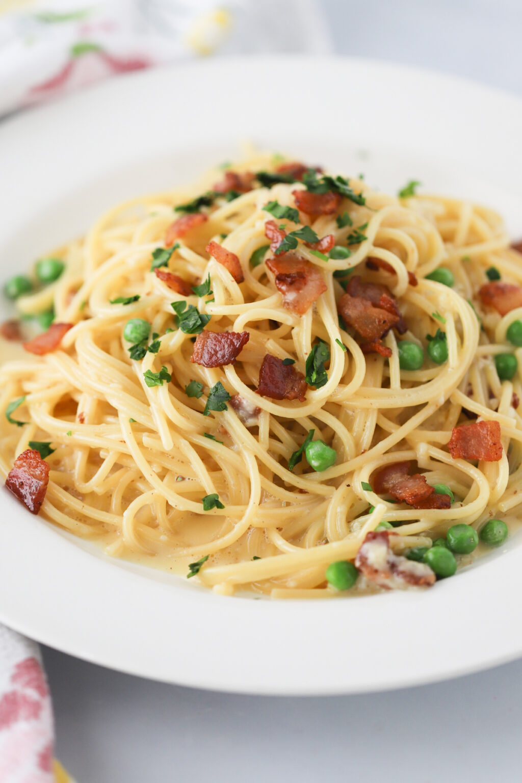 Easy Spaghetti Carbonara Recipe The Carefree Kitchen
